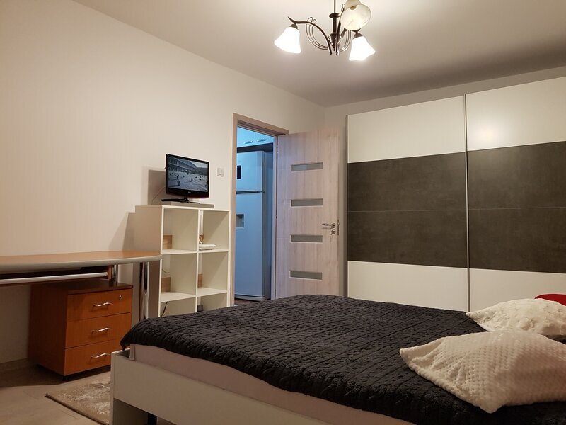 Militari, Bd. Iuliu Maniu, Gorjului, 3 minute metrou, stradal, din 1. 04.