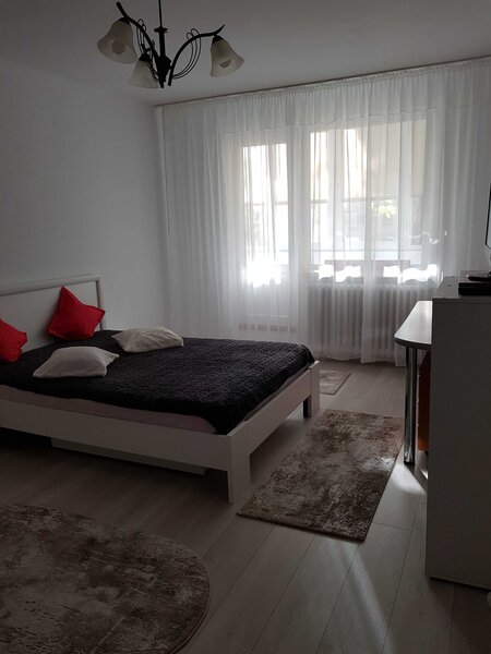 Militari, Bd. Iuliu Maniu, Gorjului, 3 minute metrou, stradal, din 1. 04.